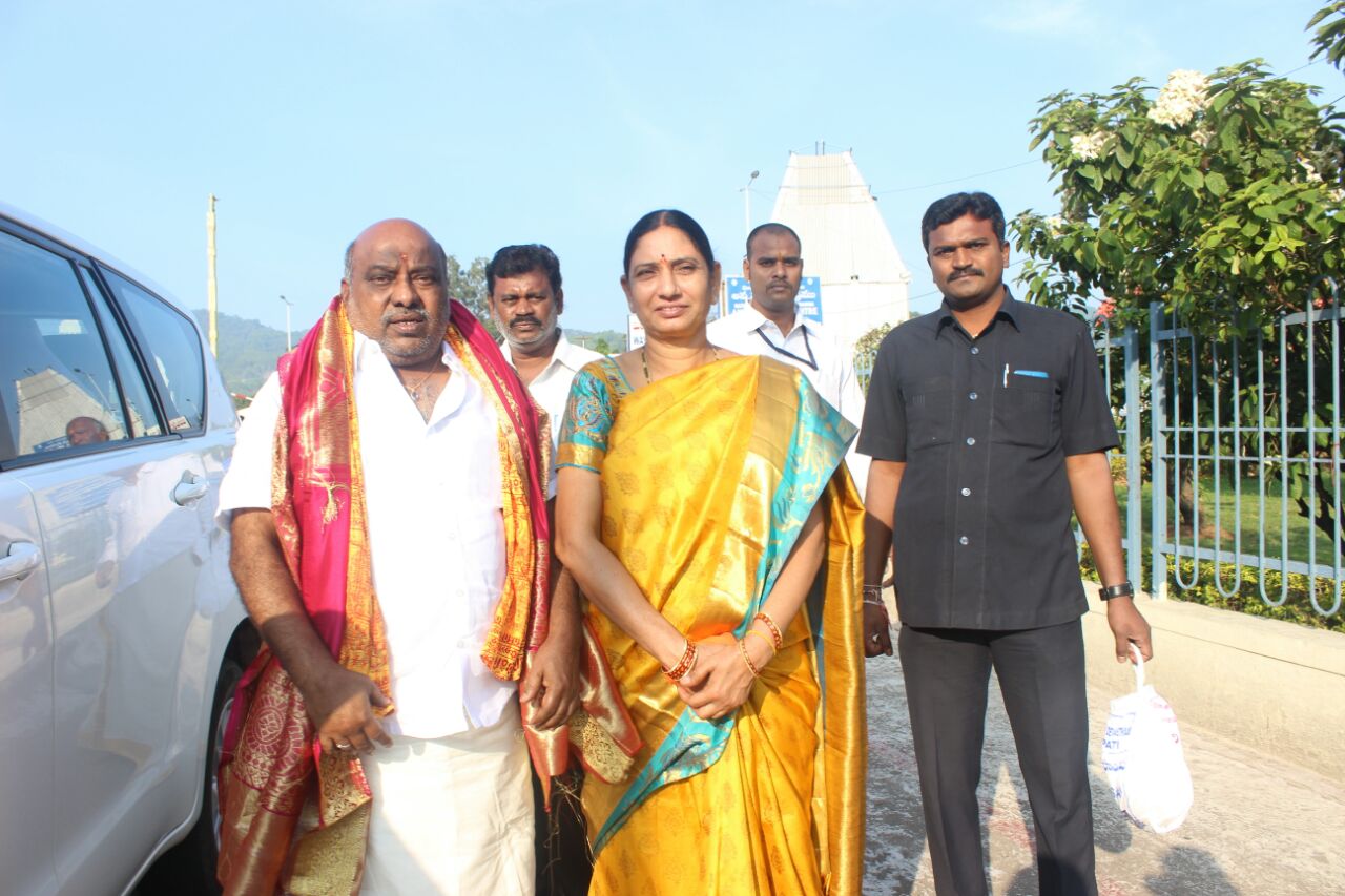 Telangana Forest Minister Jogu Ramanna visits Tirumala